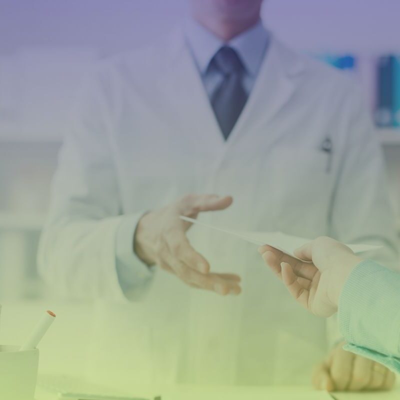 Farmatutela - Rifiuto vaccino collaboratore farmacista